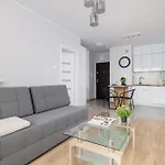 Apartamento Poezji Modern&bright With Balcony By Renters *