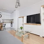 Apartamento Poezji Modern&bright With Balcony By Renters Gliwice