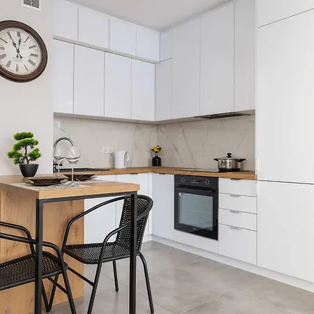 Poezji Modern&bright With Balcony By Renters Gliwice