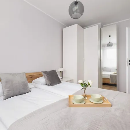 Poezji Modern&bright With Balcony By Renters Daire
