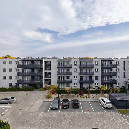 Poezji Modern&bright With Balcony By Renters Apartment